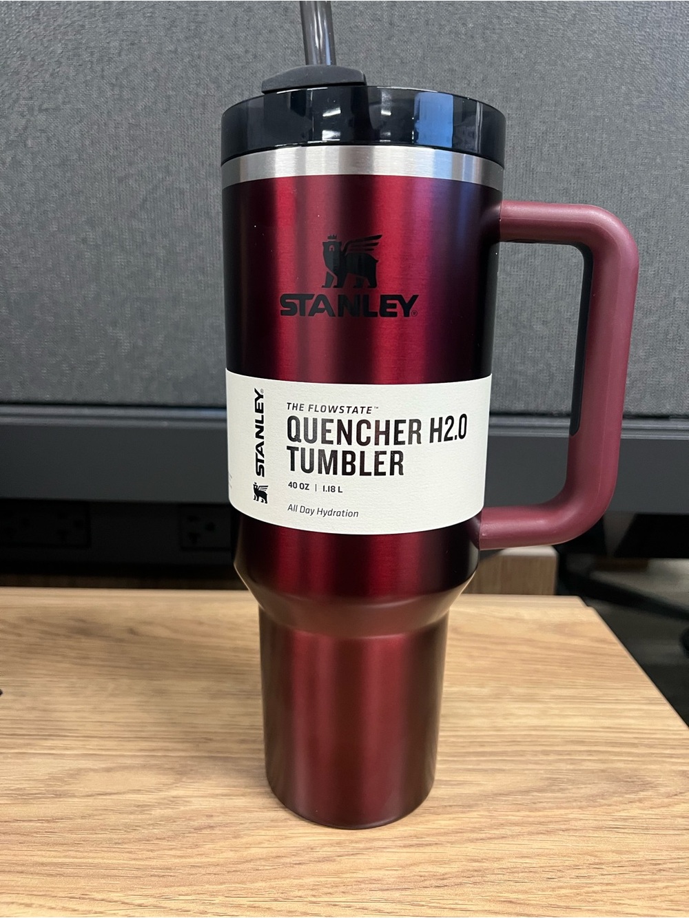Stanley Quencher H2.0 Tumbler - Burgundy Rosewood Glow